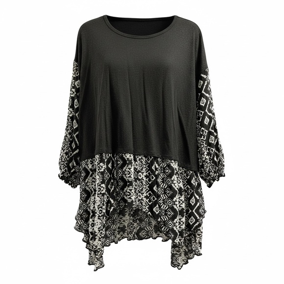 Ava James Tops - 🧶🧵Women's 1X Black & White Layered Printed Tunic Top ((EXCELLENT))🧵🧶